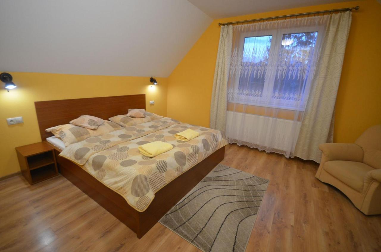 Apartmany Best I. เบเชนยอวา ภายนอก รูปภาพ
